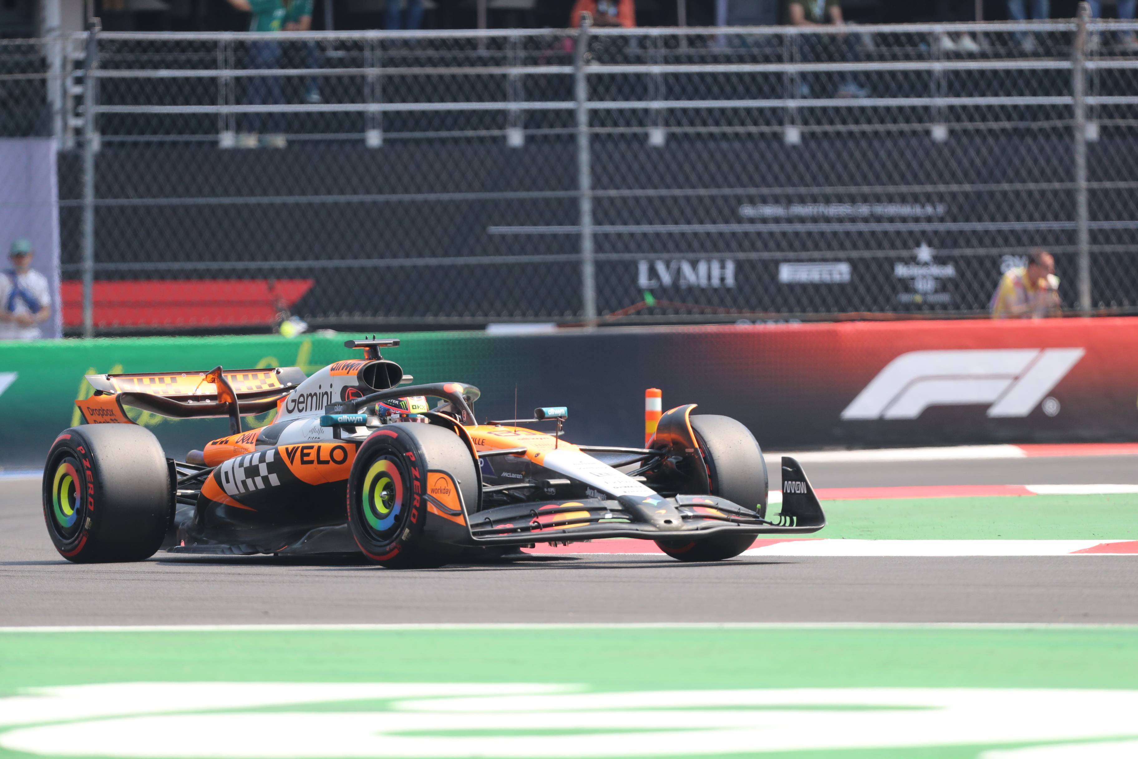 开云体育在线-红牛二队绝杀红牛车队,汉密尔顿带队取胜 第2张 开云体育在线-红牛二队绝杀红牛车队,汉密尔顿带队取胜 第2张