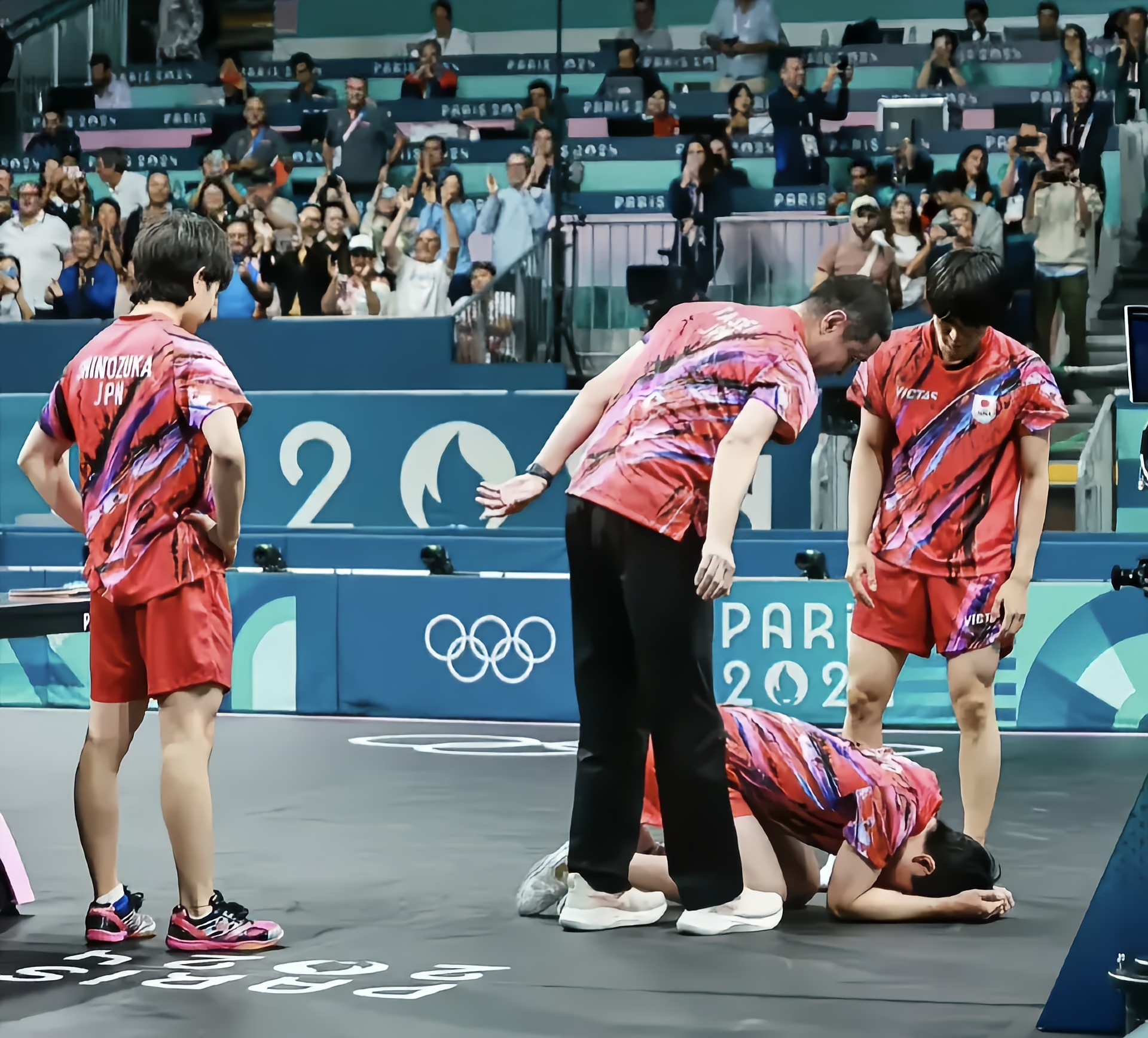 开云体育app-德国队横扫奥地利队，张本智和高光表现  第2张