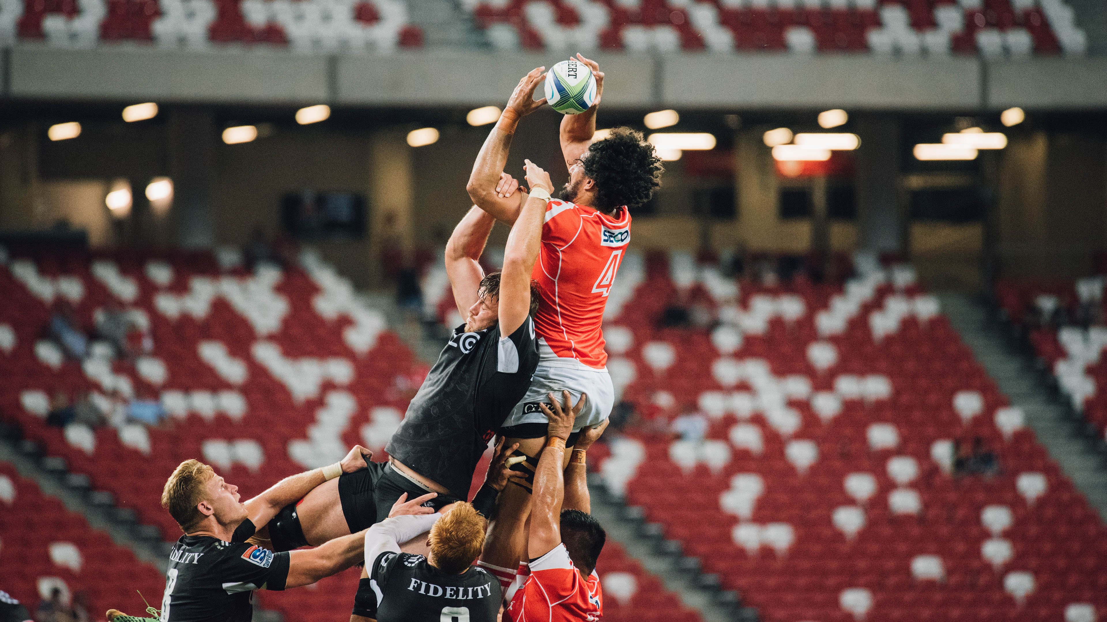 开云体育下载-卢卡库坦克碾压，比利亚雷亚尔防线在勒沃库森铁蹄下崩解  第1张